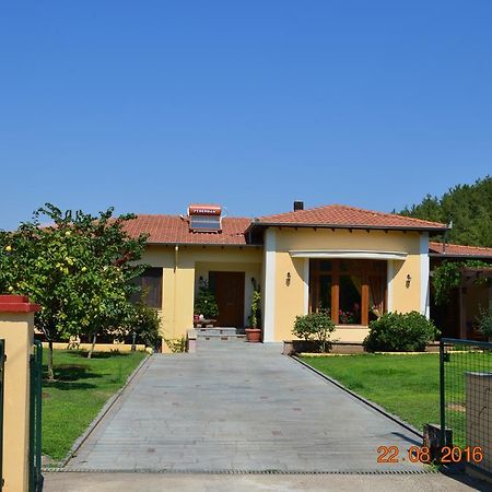 Kavala Villa 360 Degrees Green Amisiana ภายนอก รูปภาพ